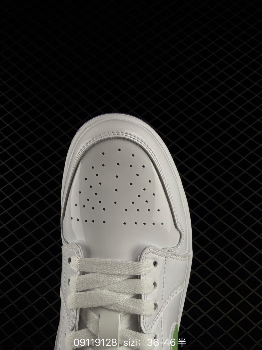 AIR JORDAN 1 MID-IR2367